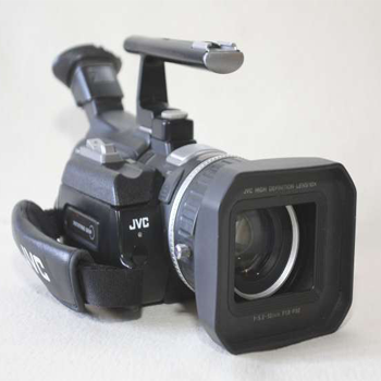 видеокамера JVC GR-PD1