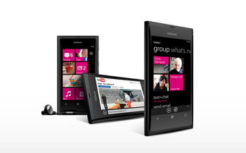 смартфон Nokia Lumia 800