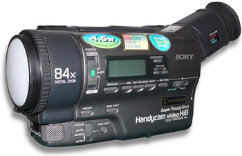 видеокамера Sony CCD-TR2300E/TR3300E