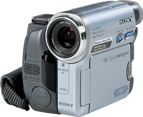 видеокамера Sony DCR-TRV22E/TRV33E