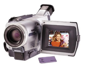 видеокамера Sony DCR-TRV725E/TRV730E/TRV828E/TRV830E